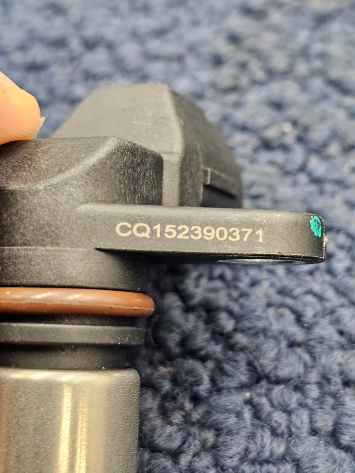 Sensor de posición del cigüeñal del motor CSC1313 Premium para Toyota T100 1996 Foto 3 de 4