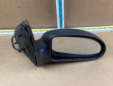 2000-2007 Ford Focus Front Right Passenger Side View Mirror Assembly Oem