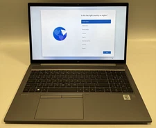 HP ZBook Firefly 15 G7 Mobile Workstation i7-10810U @ 1.1GHz 16GB DDR4 256GB SSD