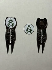 (1) Shoreacres Golf Club Crosshairs Divot Tool & 1" Coin Style Golf Marker