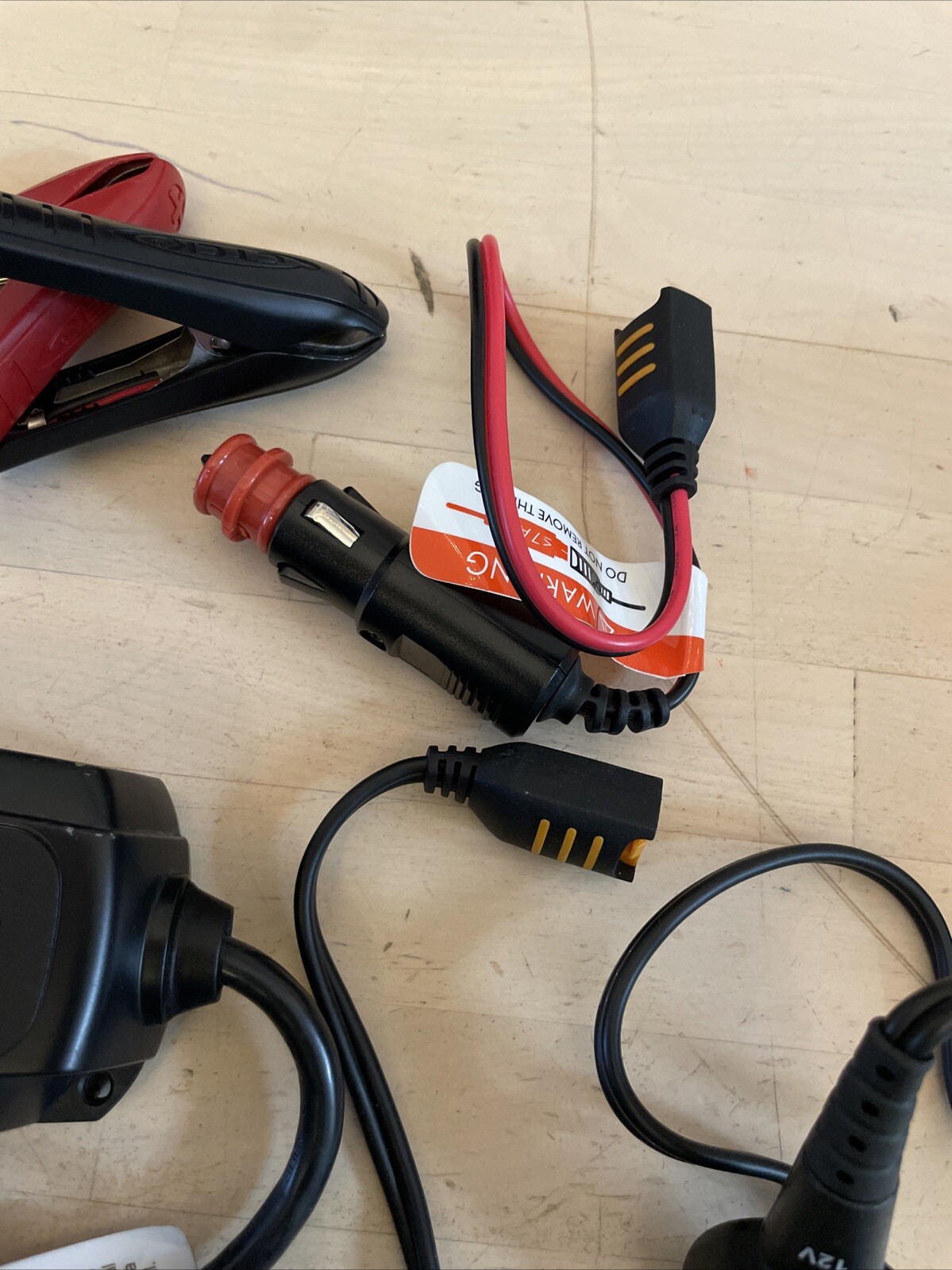 GENUINE LAMBORGHINI Fully Automatic CTEK US-CD 12V Battery Charger 400093050D