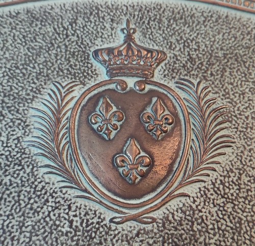 PORTE-COURRIER BRONZE PATINE SIGNE LE VERRIER BLASON FLEUR DE LYS COURONNE ROYAL - Picture 3 of 7