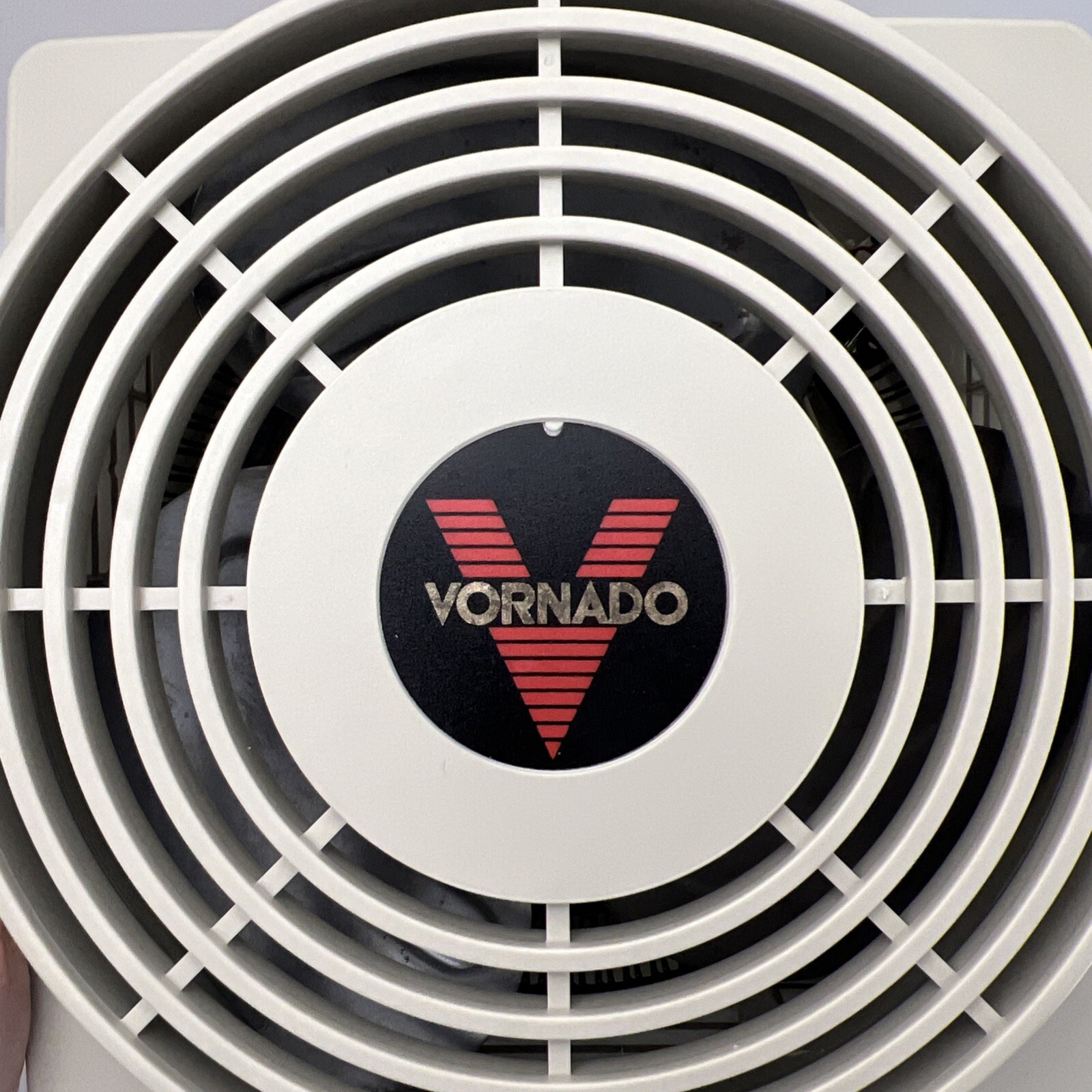 Vornado Spot Heater Whole Room, Cool Touch Cabinet, Quiet, Thermostat Control ￼￼