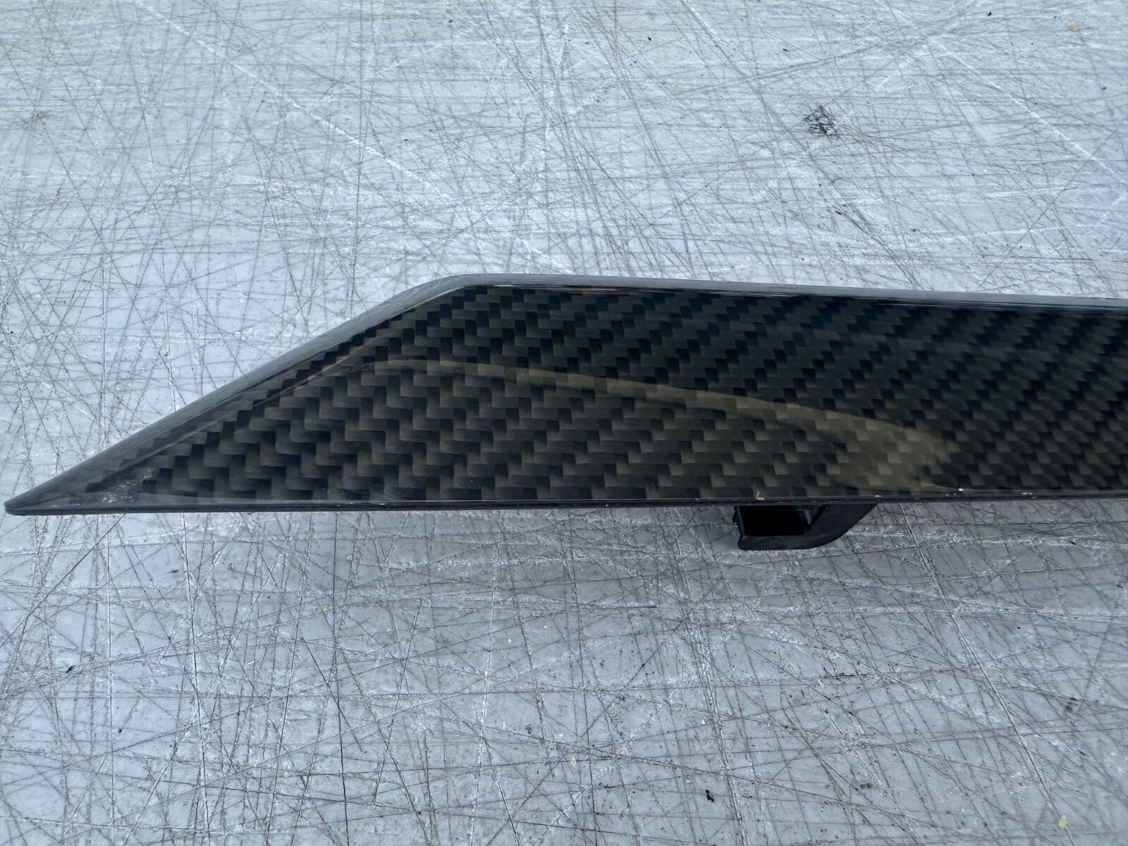Maserati Quattroporte 2014 REAR+LEFT Trim molding