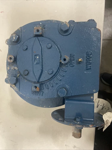 1 Forum Energy Technologies Multi-turn Valve Actuator,  Type: WG108 Part# 113400