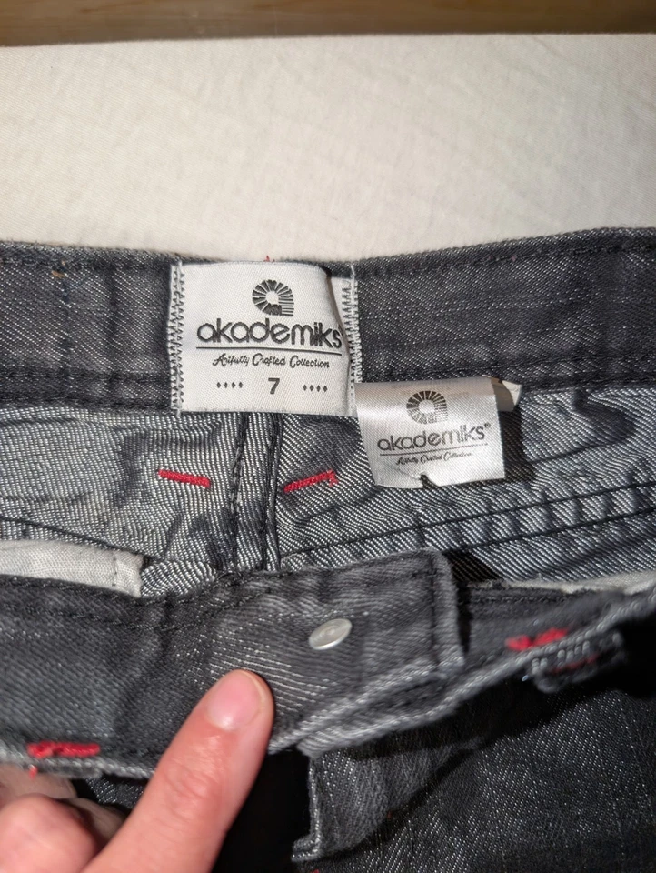 Shorts masculinos Akademiks tamanho 7 - Imagem 3 de 3