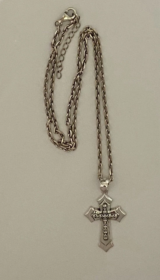 Collana uomo in argento S 925/1000 Croce e Teschi. Azriel - Immagine 3 di 4
