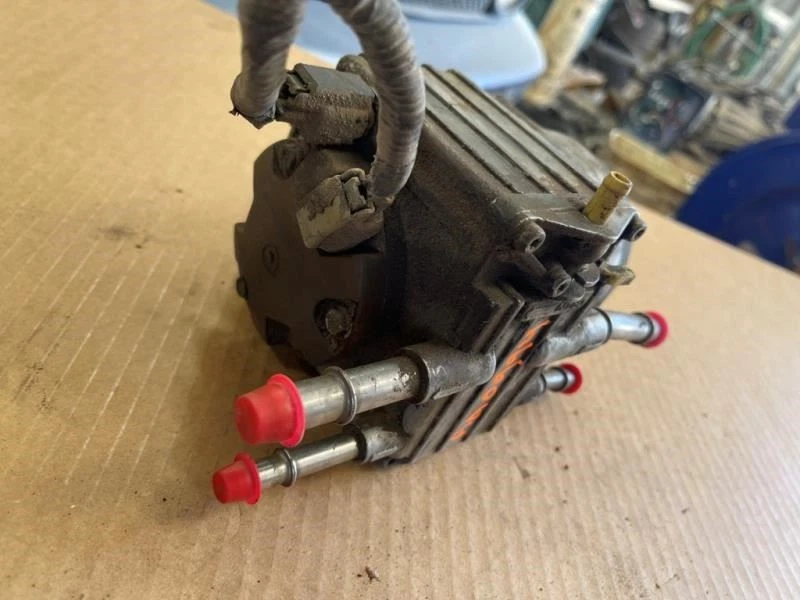 08-10 福特 F250 Super Duty 二手 6.4L 柴油车架安装供应燃油泵 — 第 3/4 张图片