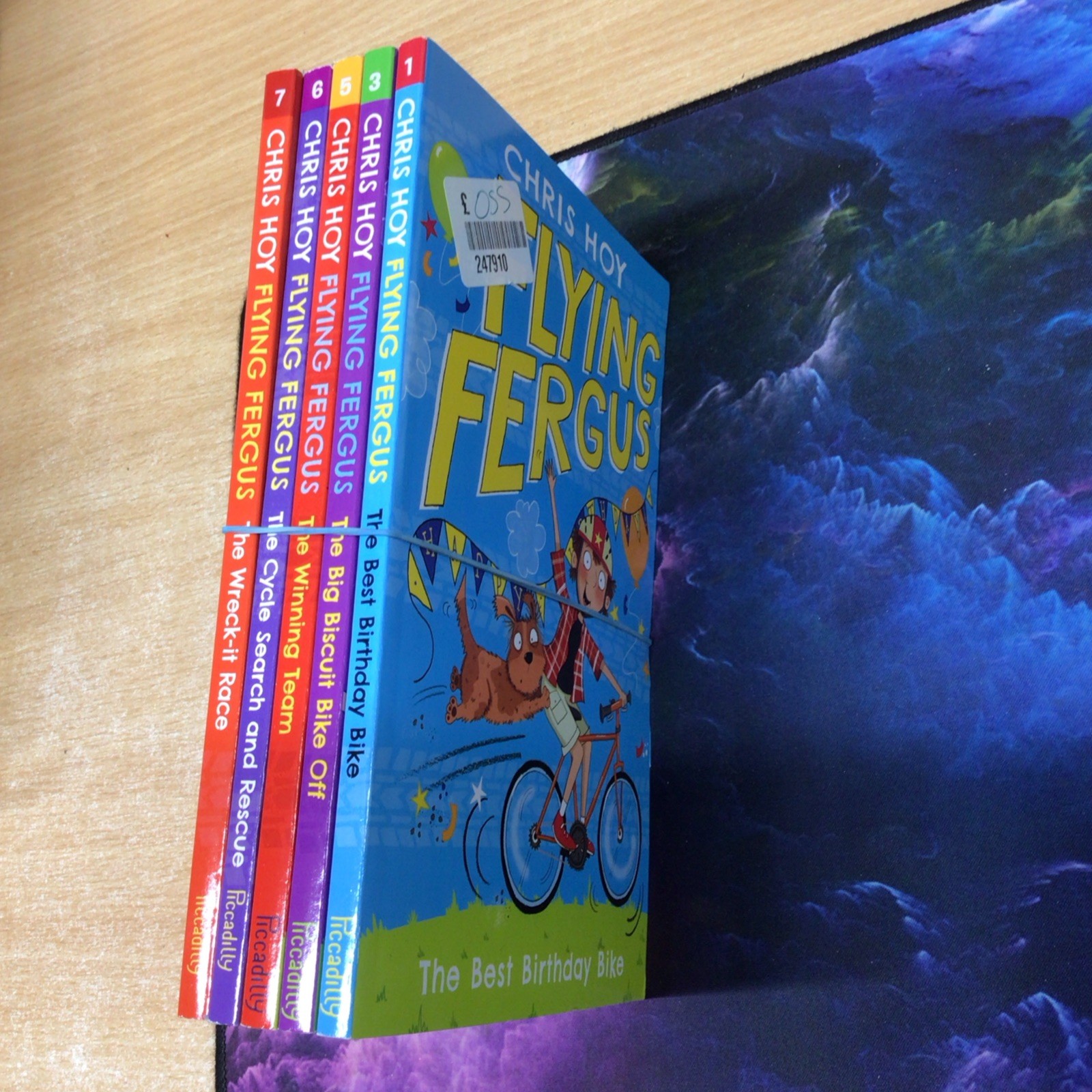 Flying Fergus 1,3,5,6,7:  by Olympic champion Sir Chris Hoy, 5 book bundle
