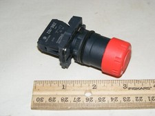 Duct-o-wire Red Push Button Lock Switch Zbe-102 Unused Zz4