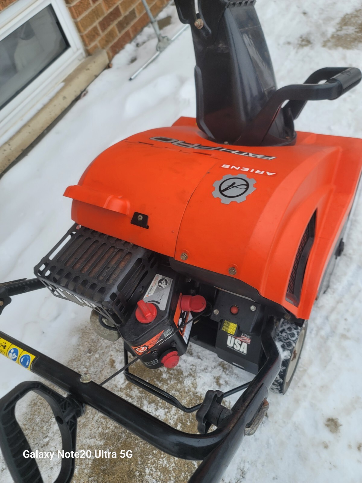 Ariens Path Pro 21In. SingleStage Snow Thrower, 208cc Engine Just