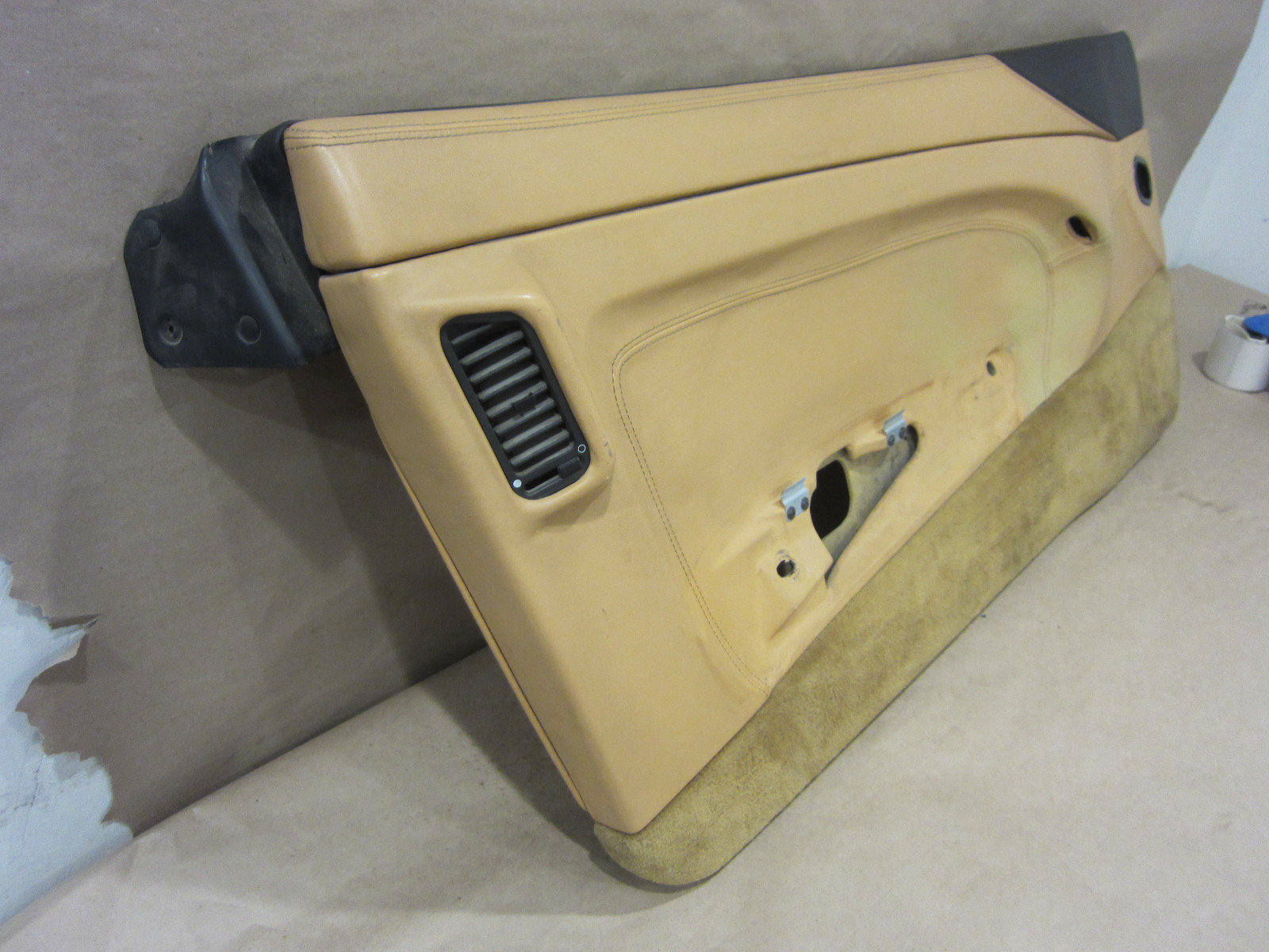 Ferrari 456 - LH Interior Door Panel - Beige and Tan. Part# 65470305