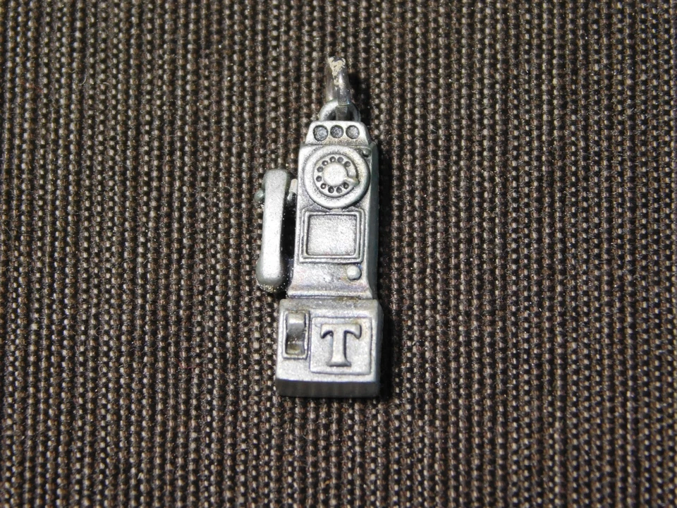 VINTAGE  STERLING SILVER MINI TELEPHONE CHARM - Image 2 of 4