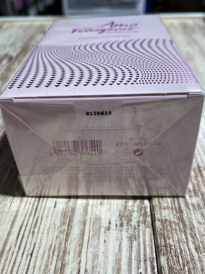 Salvatore Ferragamo Amo Ferragamo Gel de Ducha Flor Perlado 6.7oz - SELLADO Foto 3 de 3