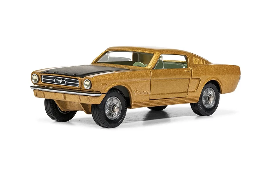 Corgi Ford Mustang Fastback 2+2 - Gold & Black #320 Die-Cast Car RT32001 - Image 3 of 3