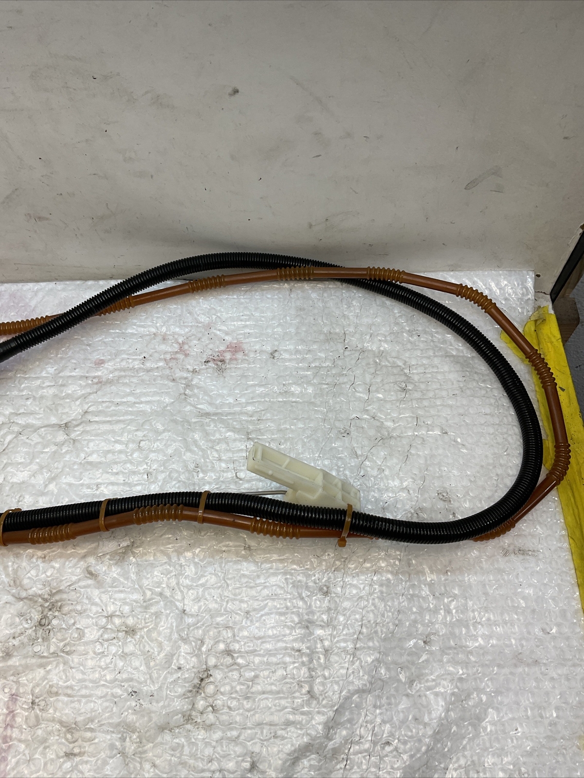 oem Genuine OEM Right Fuel Hose bentley VW/Audi 3D0919715J