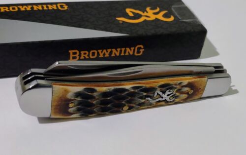 BROWNING BONE STAG TRAPPER HUNTING POCKET KNIFE W/ BUCK MARK SHIELD !!!