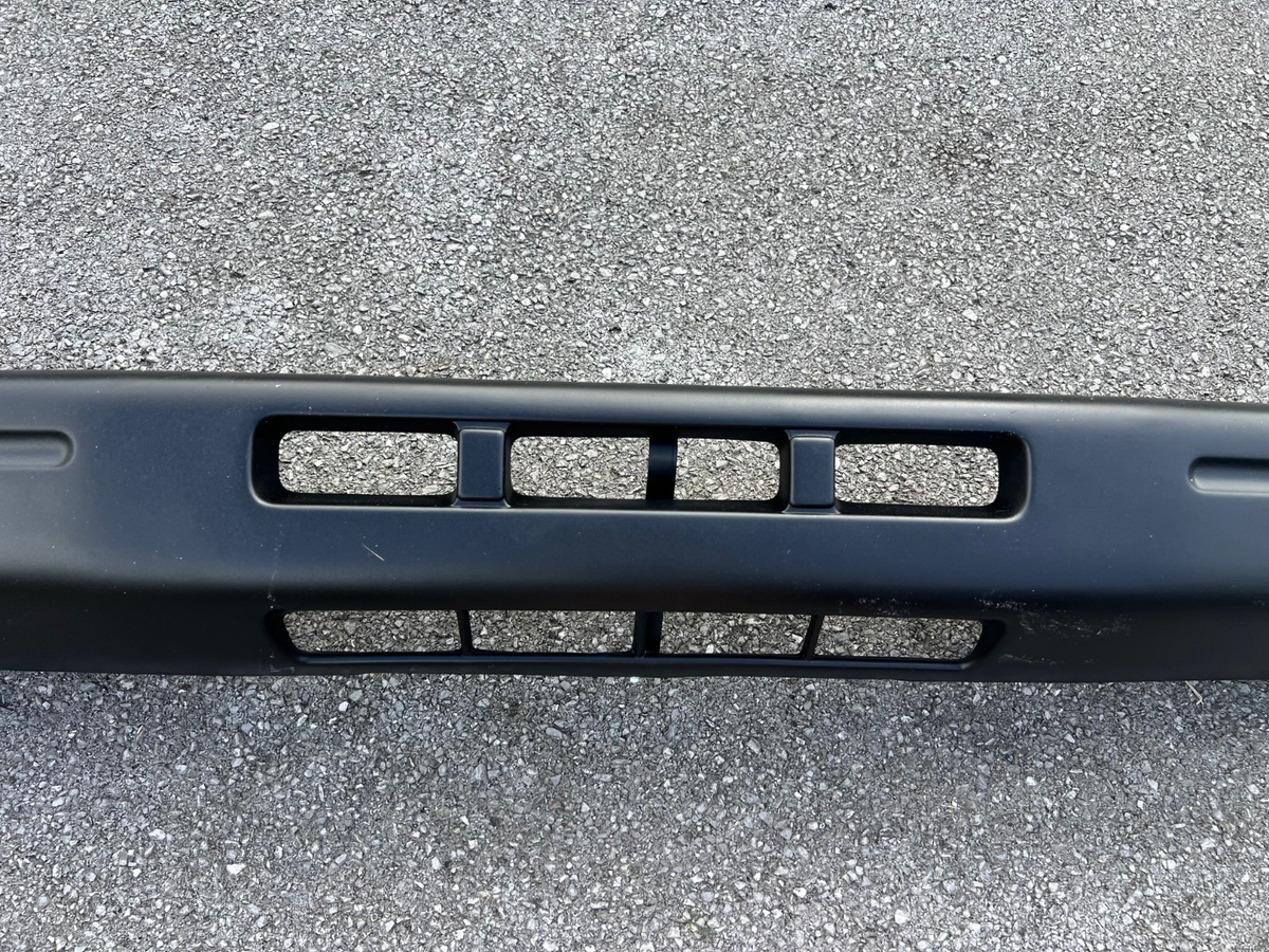jibenyumeiさん10-13-26 fo JDM Suzuki Jimny Samurai JB32 Bushwacker front bumper SJ410