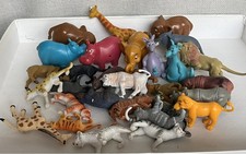 Random Assortment Mixed Lot of 30 Various Wild Animals Collectible.