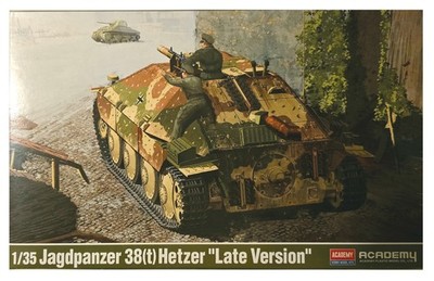 Academy 1/35 Jagdpanzer 38(t) Hetzer Late Version 13230 WWII Tank Destroyer
