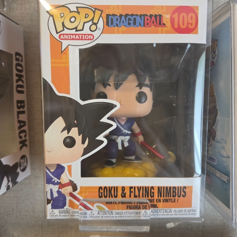 Funko Pop! Vinyl: Dragon Ball Z - Goku and Flying Nimbus #109 Ships W/ Protector