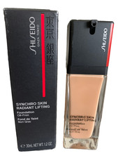 Shiseido Synchro Skin Radiant Lifting SPF30 Foundation 230 Alder Light GoldenNIB