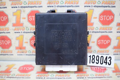 1998-2007 LEXUS LX470 ANTENNA RELAY CONTROL MODULE 85914-60070 OEM