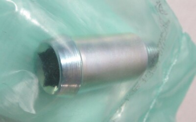 NEW GENUINE DEUTZ 04253750 HOSE CONNECTOR | eBay