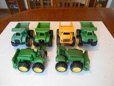 2011 Ertl John Deere Caterpillar Plastic Children's Construction Toys, Used