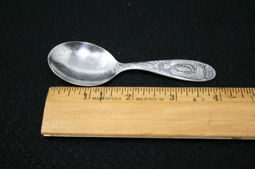 Vintage WM Rogers Silver Plate Birth Record Baby Spoon Stork Clock John 1961 - Picture 3 of 4