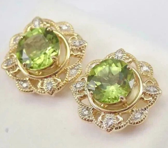 2.5 Ct Round Cut Lab-Created Green Peridot Stud Earring's 14K Yellow Gold Plated - Image 4 of 4