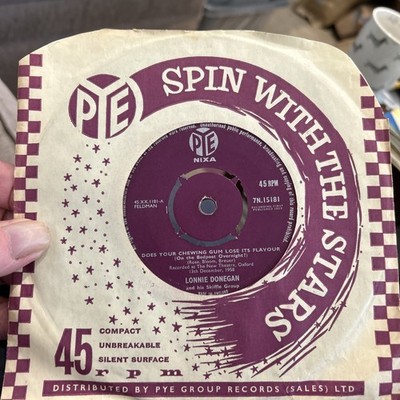LONNIE DONEGAN - Does Your Chewing Gum Lose Its Flavour 7  Vinyl Record VG