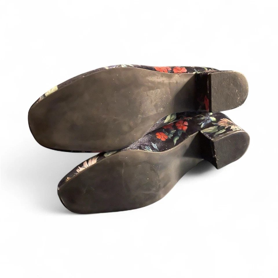 Betsy Johnson Talia 靴子女式 8M 码花卉小屋天鹅绒 — 第 4/4 张图片