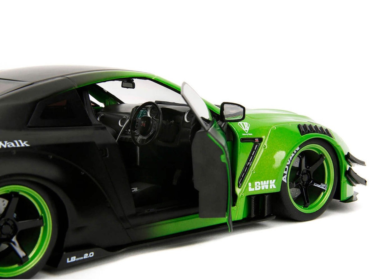 Nissan GT-R (R35) Liberty Walk Body Kit 2.0 RHD (Right Hand Drive