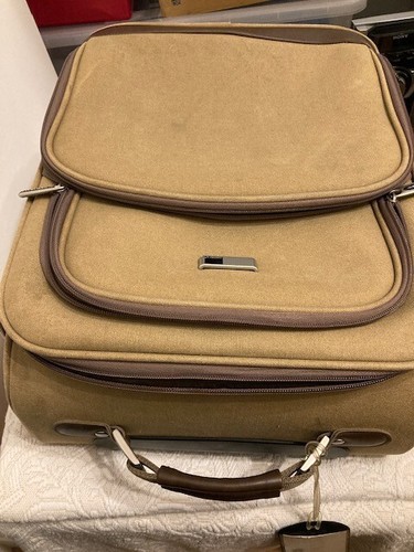 Cabin sz softshell suitcase, UNISEX, 2 wheels, retrac handle, brwn leather trim - Picture 8 of 11