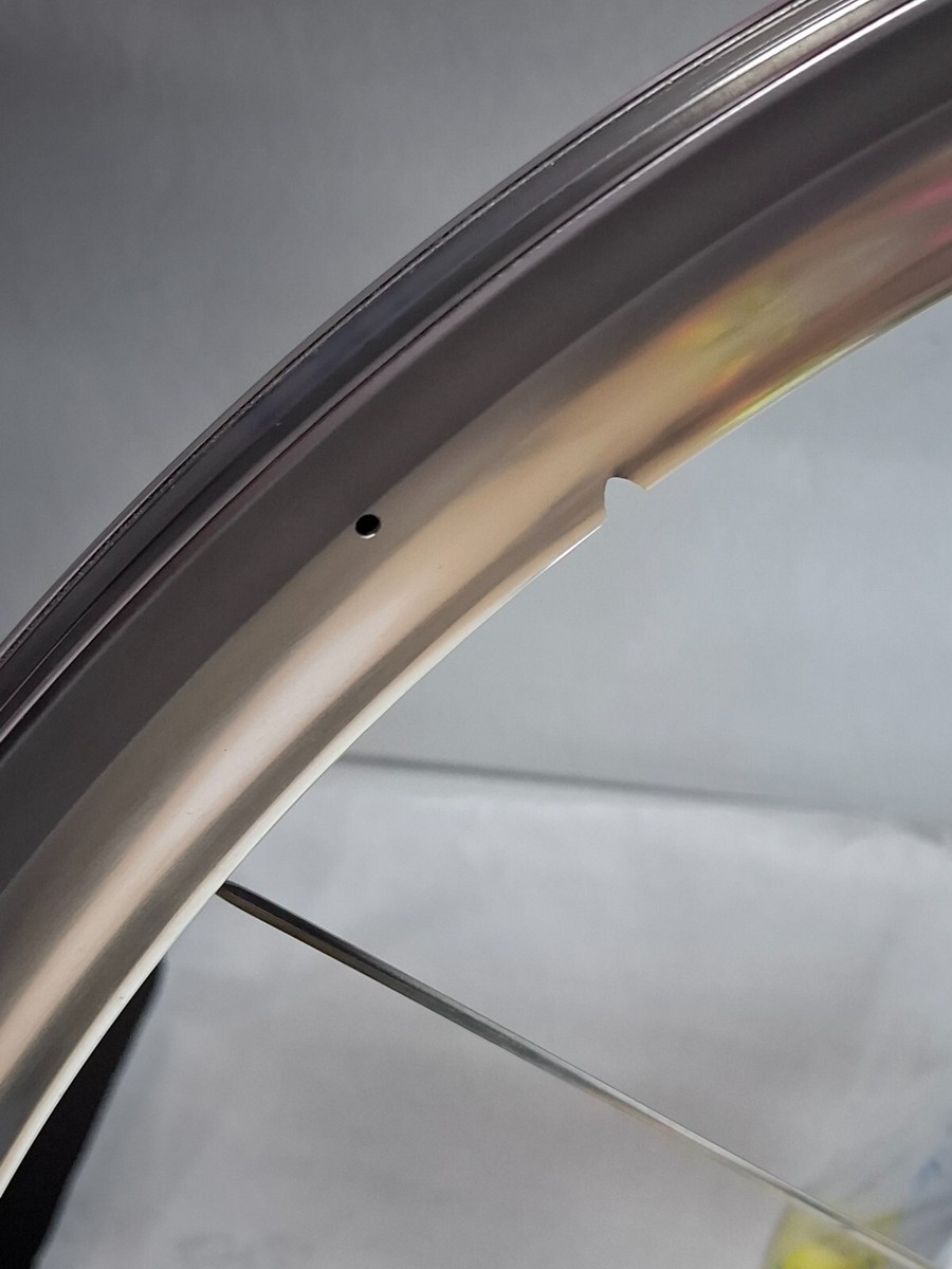 Retro Bicycle Parts NIB NOS *NEW* Campagnolo Shamal 12-HPW 700C