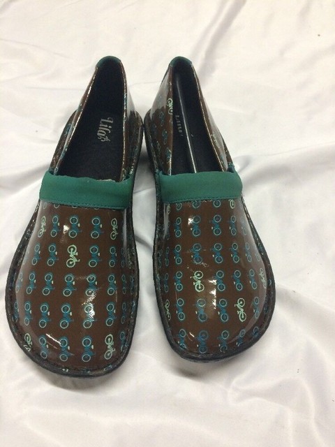 lila shoes for nurses