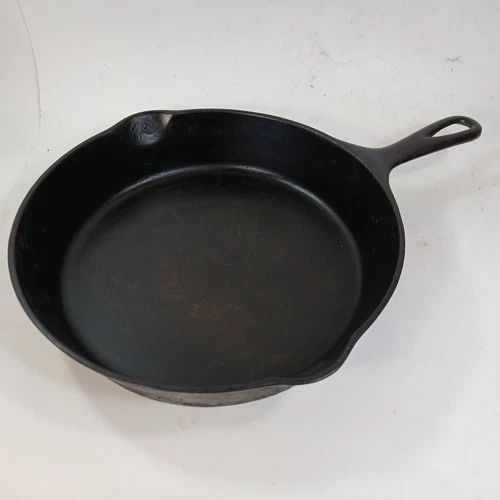 Wagner Ware Sidney 0 No 8 Cast Iron O 8C