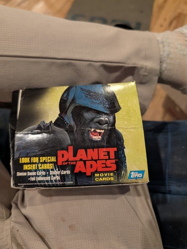 Planet Of The Apes Movie Cards Opend - Picture 2 of 4