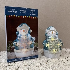 Snowman LED Light Up Snowflake Christmas Battery Operated Timer Free Standing
