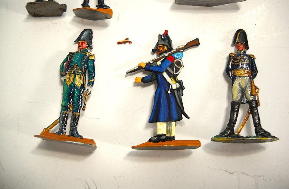 Figurine Plastique plein France Carabinier Moulée peinture origine