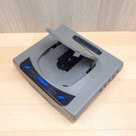 SEGA SATURN CONSOLE JAPAN Bundle with Twin Stick 2 Controllers & 3 Games Gundam