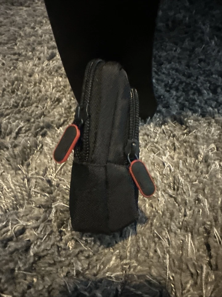 Case Logic DCB302 Black Camera Case Small Travel Bag Strap Two Zip Pockets NEW - Image 4 of 4