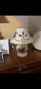 Lenox Winter Greetings Everyday Candle Lamp Holly Cardinal Bird Motif w/ Box