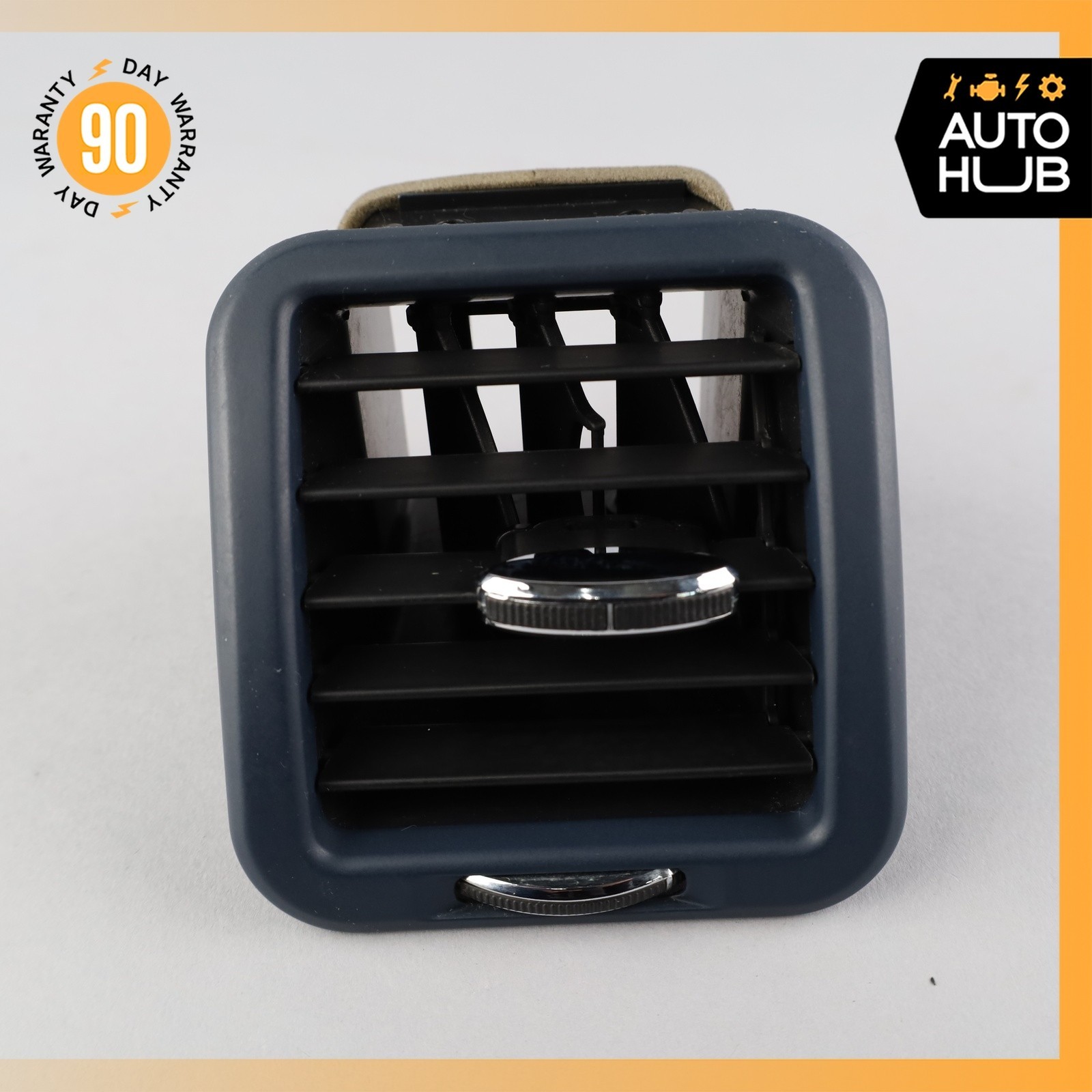 09-13 Maserati Quattroporte M139 Front Right or Left Console AC A/C Air Vent OEM