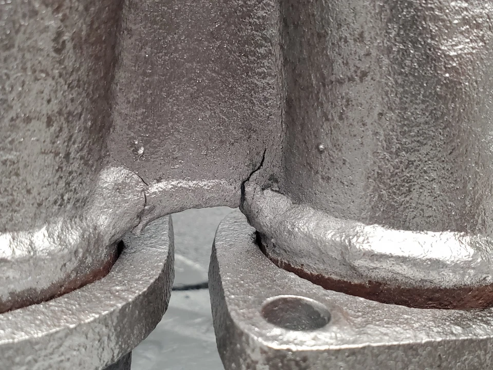 ⚙20397⚙ Разъем выхлопной трубы купе Mercedes-Benz W114 280CE - Изображение 3 из 4