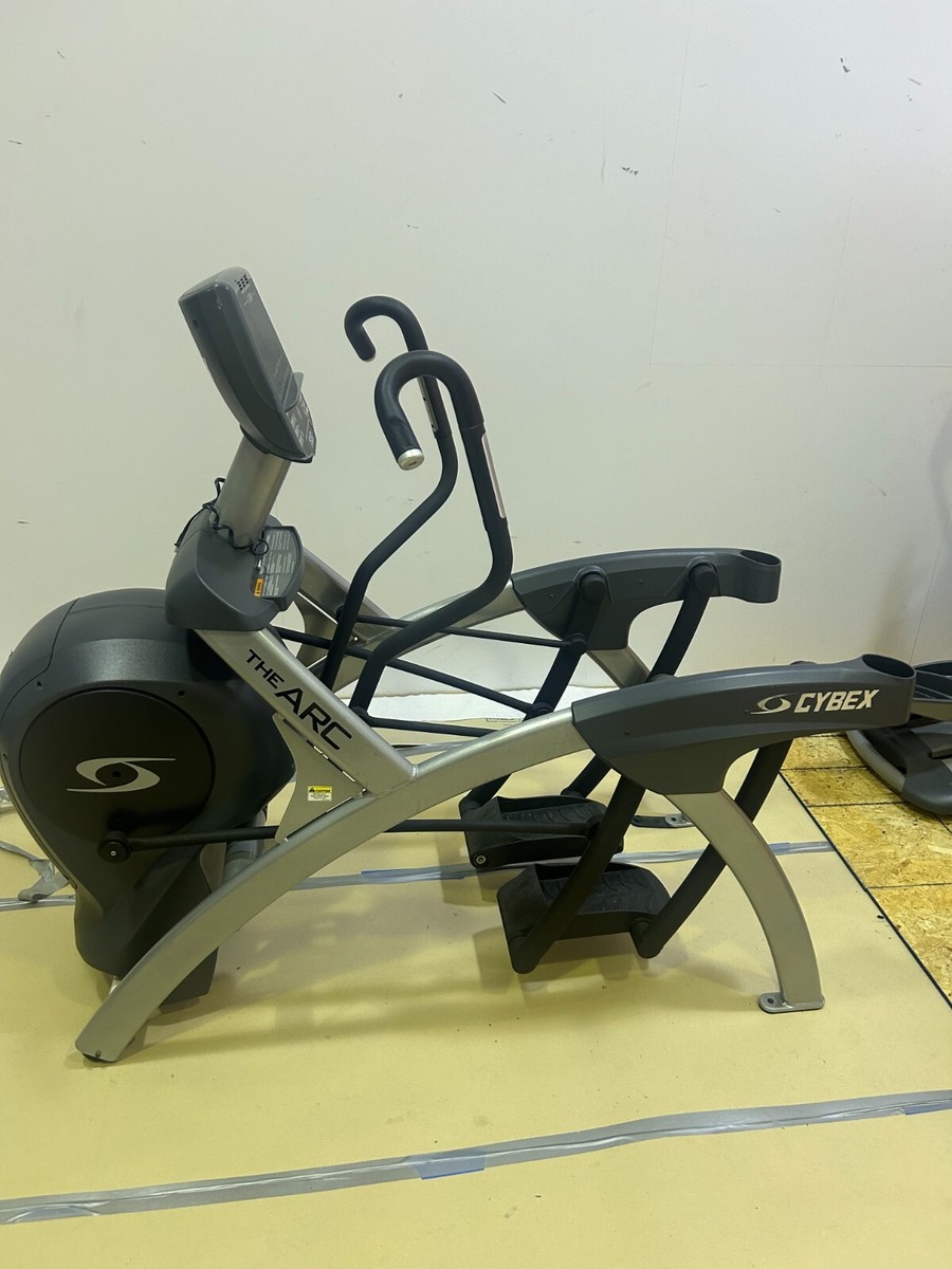 Cybex 750AT Arc Trainer