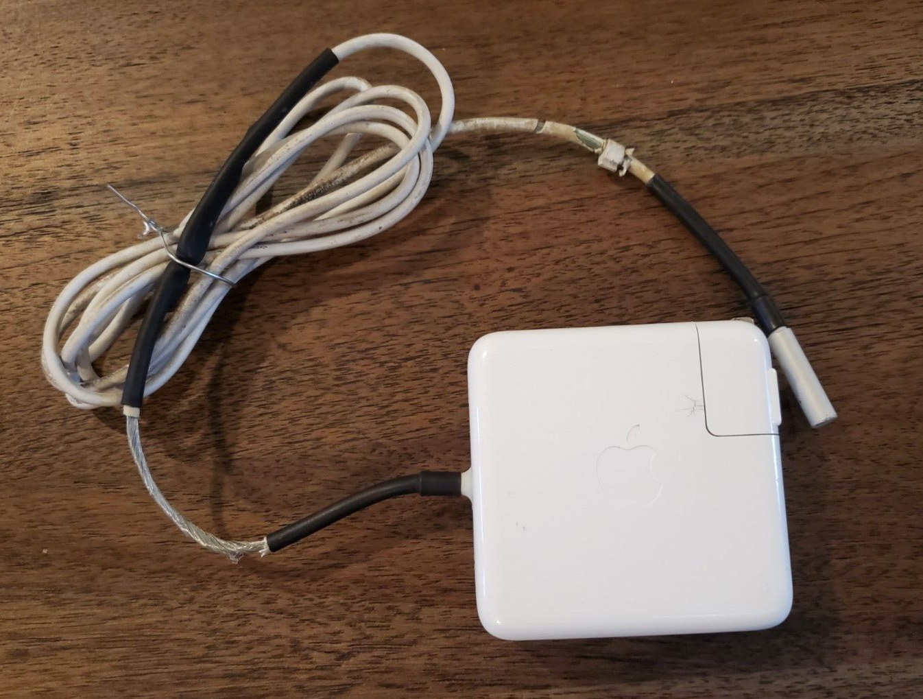 Apple 60W MagSafe Power Adapter Charger A1344 MacBook Pro Frayed