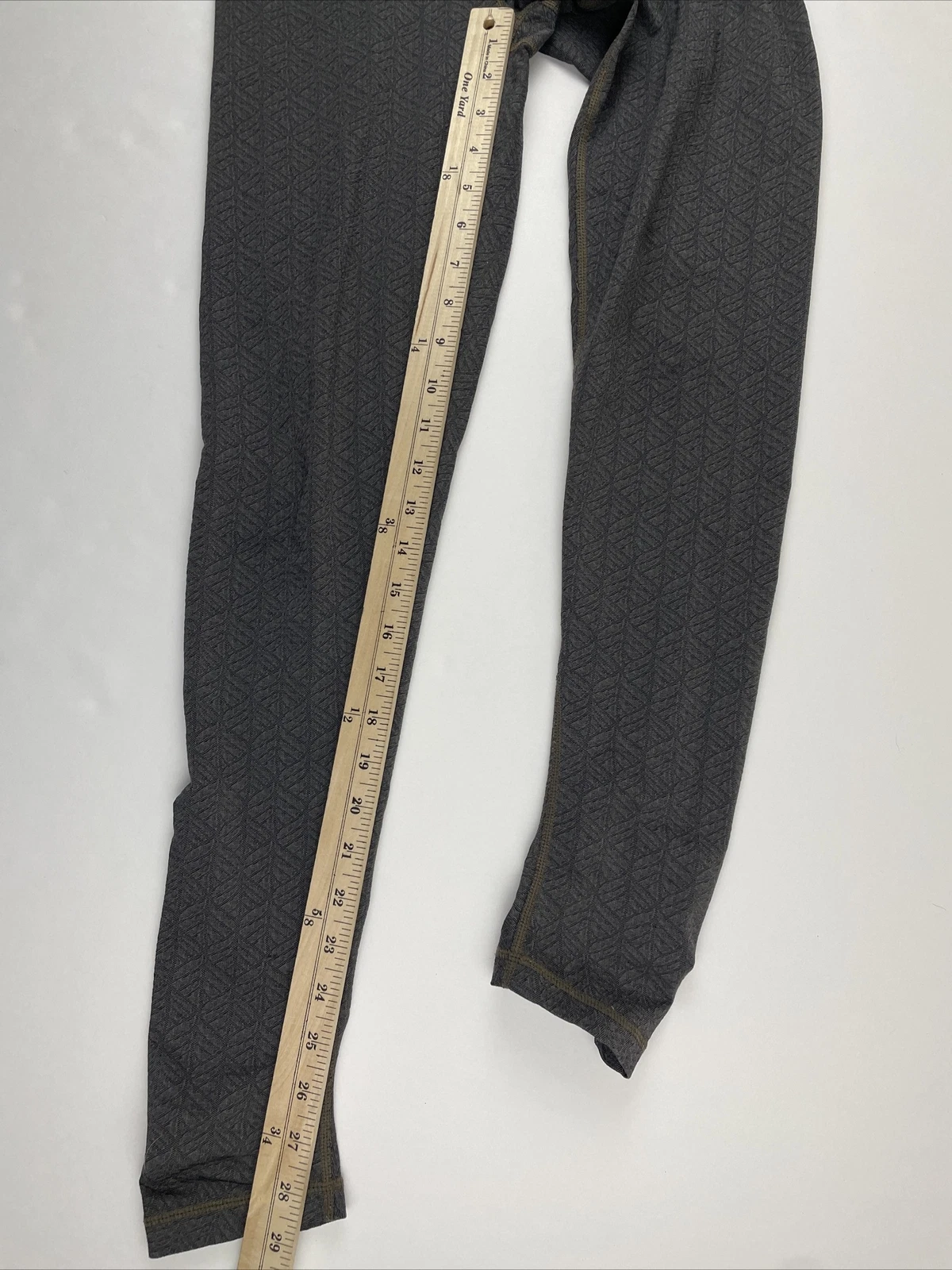 prana active pattern rouged at waist/ankle leggings