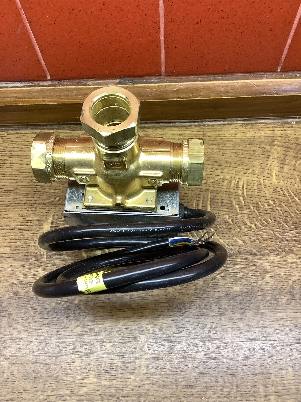 HONEYWELL GENUINE 3 PORT MID POSITION 22MM DIVERTER VALVE V4073A1039 eBay